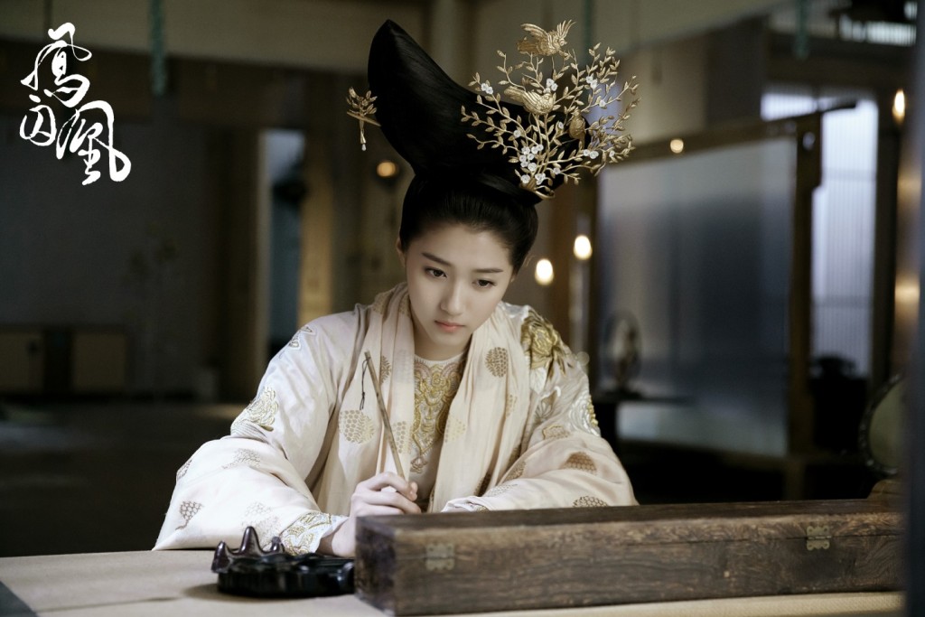  p>关晓彤,1997年9月17日出生于北京市,中国内地影视女演员,歌手.