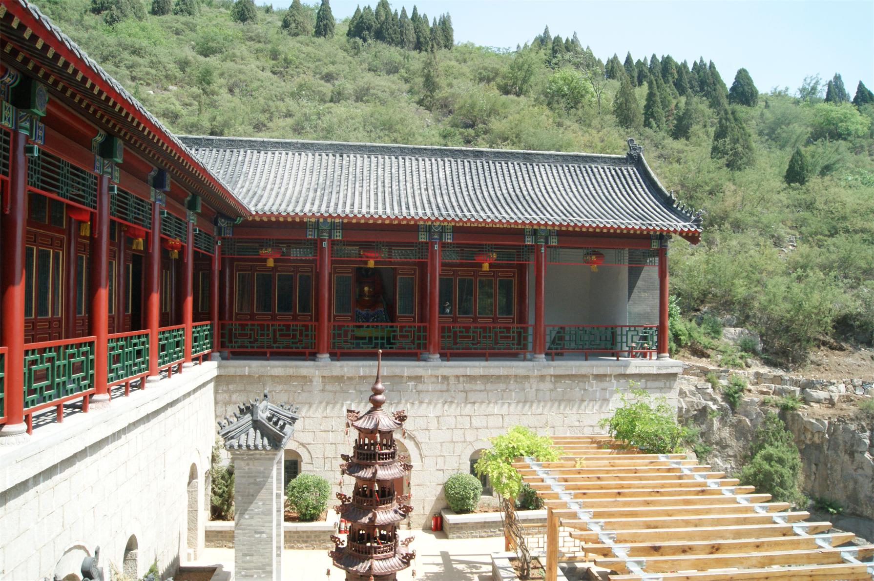  p>安阳小南海风景名胜区,位于安阳市区西南25公里安阳县善应镇一带.