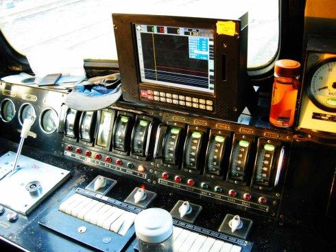  p> b>东风4b型内燃机车 /b>(df4b)是 a target="_blank" href="/item