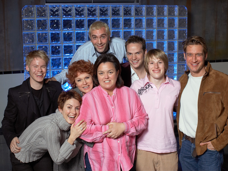 harrison) /i>,1977年11月2日出生于美国 a target="_blank" href="