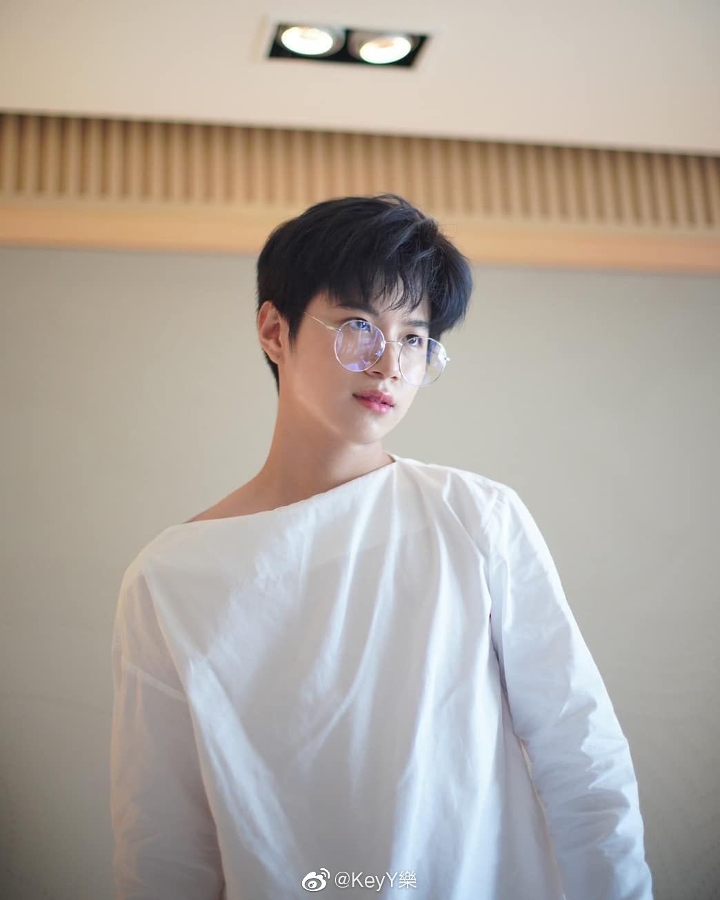  p>拉塔维·吉沃叻拉(plan),1997年2月19日出生于泰国,泰国男演员 