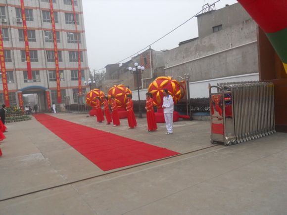  p>汉川四中创建于1956年7月,座落在汉川西部古镇脉旺镇. /p>