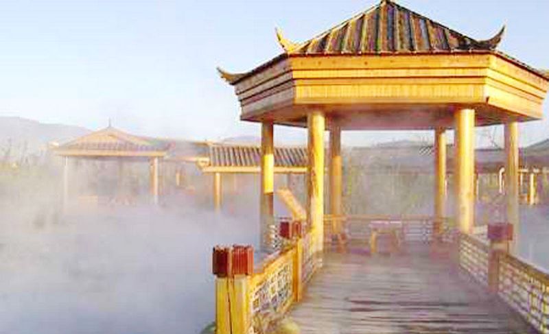 里一汤,五里一泉"的众多温泉中,规模最大的莫过于城东郊九气台温泉了