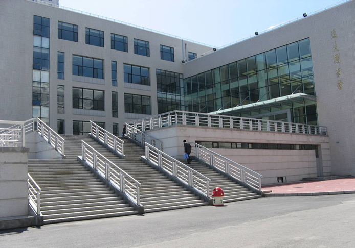 黑龙江工程学院土木与建筑工程学院创立于1958年,有50年的办学历史