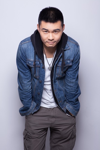  p>王冠淇(david king),原名王笑,1981年8月9日