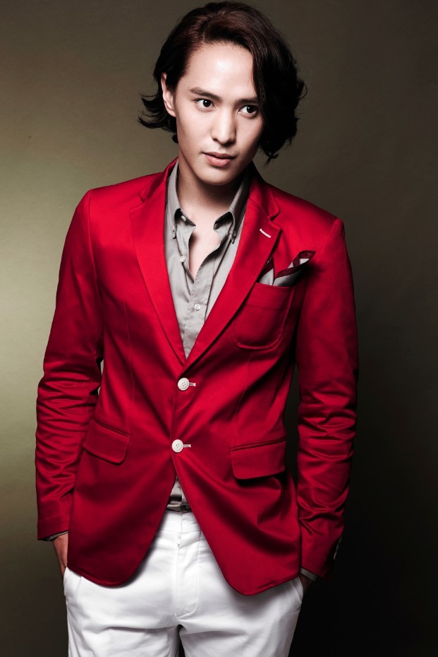 狄杰,1990年2月26日出生于 a target="_blank" href="/item/蒙古国