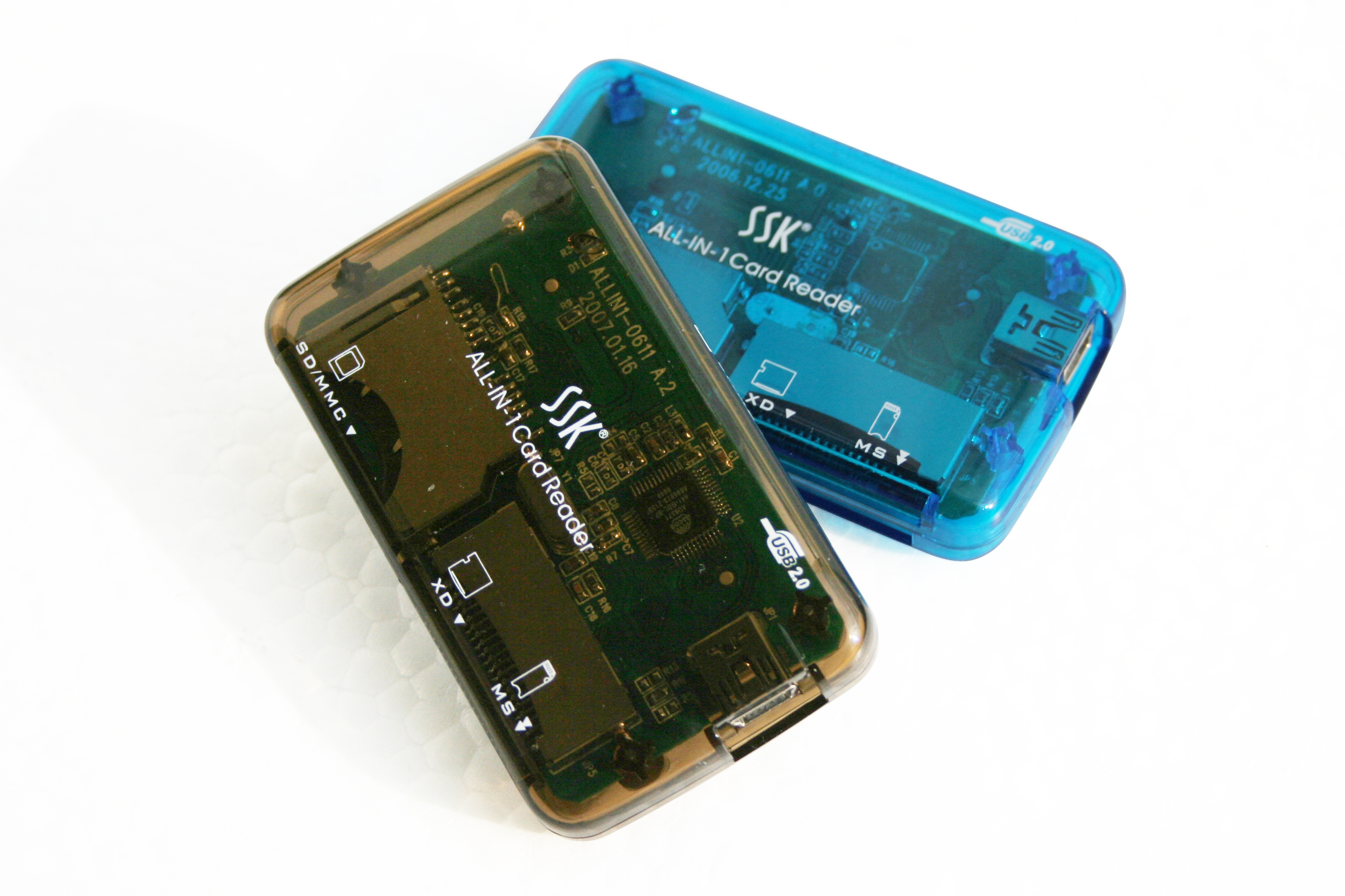  p>读卡器(card reader)是一种读卡设备,由于卡片种类较多,所以读卡器