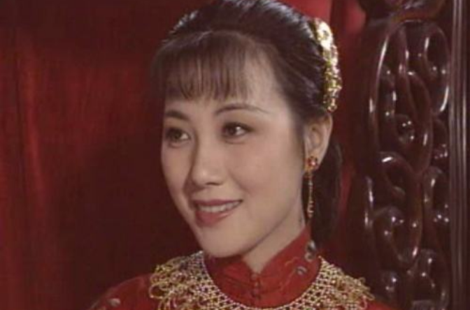 周莉