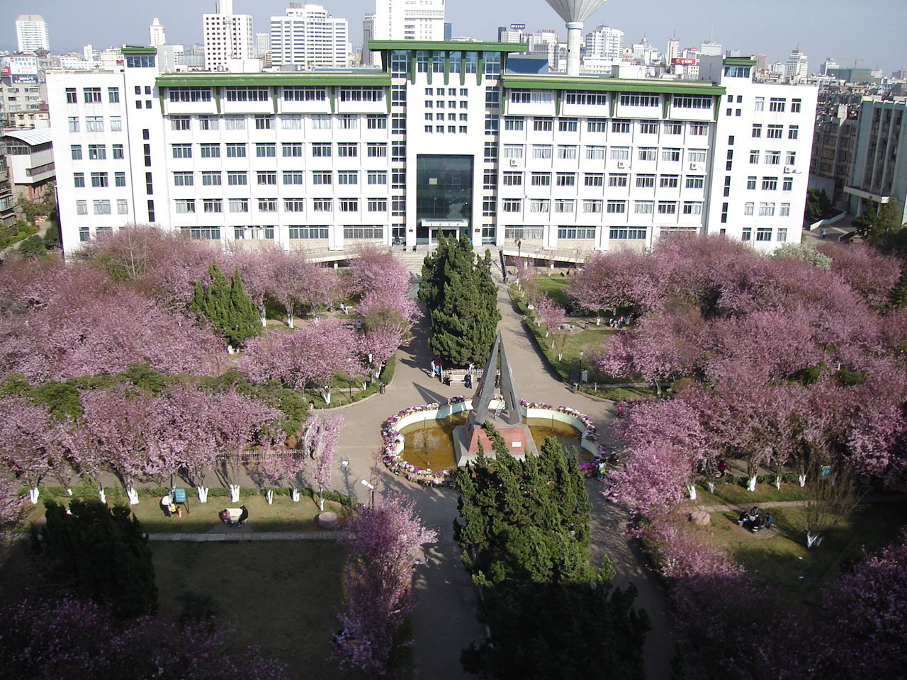 昆明医科大学