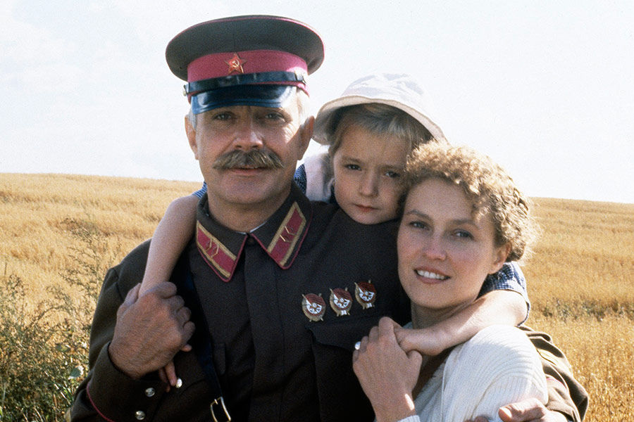  p>《烈日灼人》是由尼基塔·米哈尔科夫执导, a target="_blank"