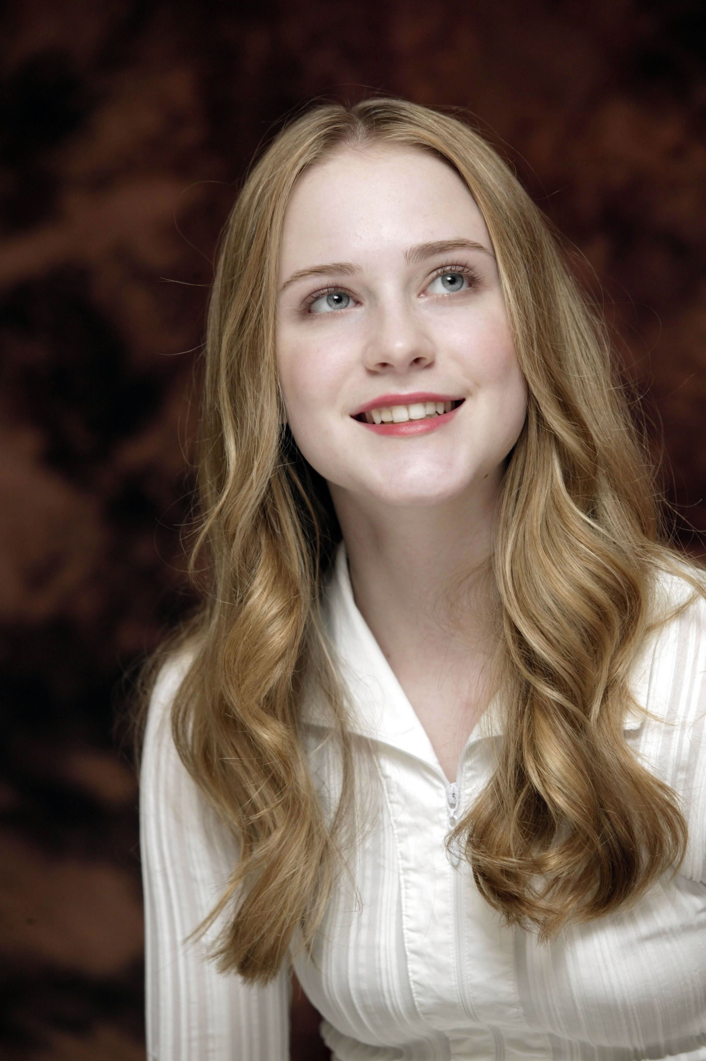 埃文·蕾切尔·伍德