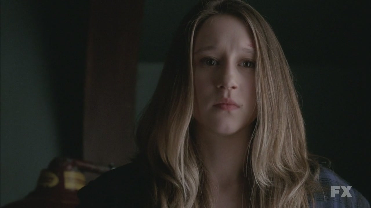 加 i>(taissa farmiga) /i>,1994年8月17日生于美国新泽西州,美国演员