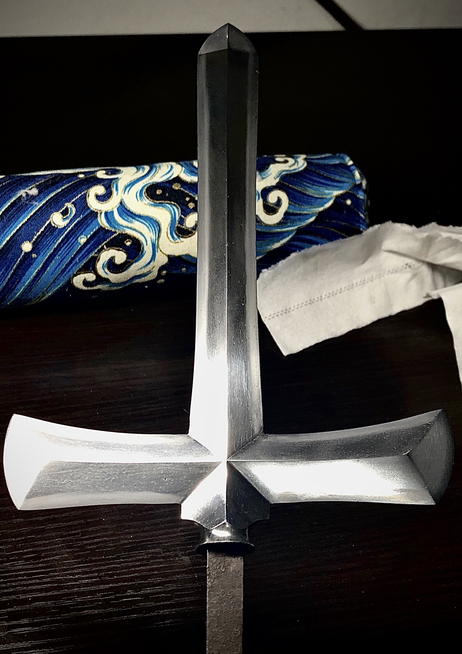 65b">十文字枪,是 a target="_blank" href="/item/十字型/5255371"