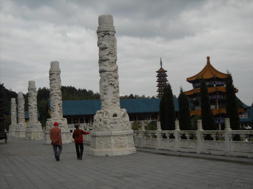  p data-id="gnwnj9rd5v">西隐禅寺,位于浙江省宁波市余姚市辖镇大隐