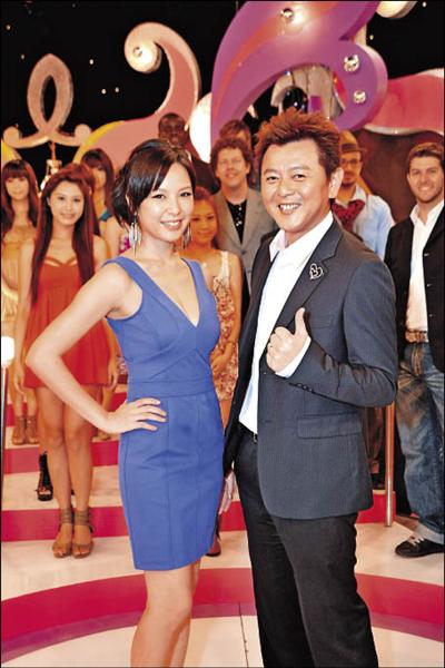  p>天心,1975年出生于中国台湾省台中市,原名吴天心,毕业于台北市华冈