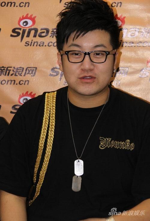 《绝对唱响》是江苏卫视2006年开始推出的主