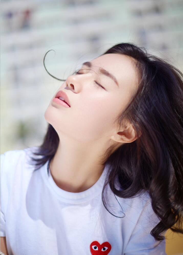  p>郑合惠子,1994年9月16日出生于福建省福州市,中国内地影视女演员