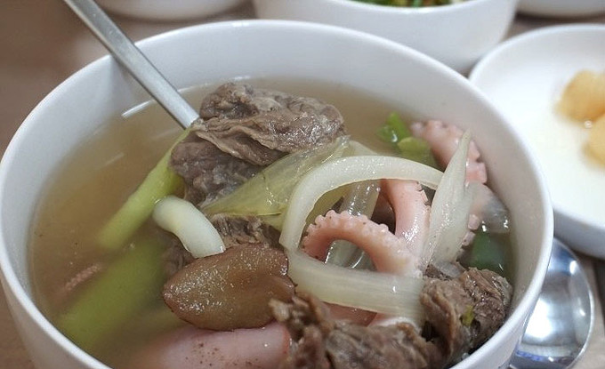 排骨章鱼炖山药