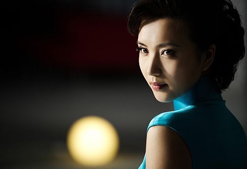 >陈好,1978年12月9日出生于山东省青岛市,中国内地女演员,歌手,主持人