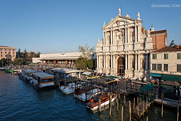  p>大运河(grand canal),是中国东部平原上的伟大工程,是中国古代劳动