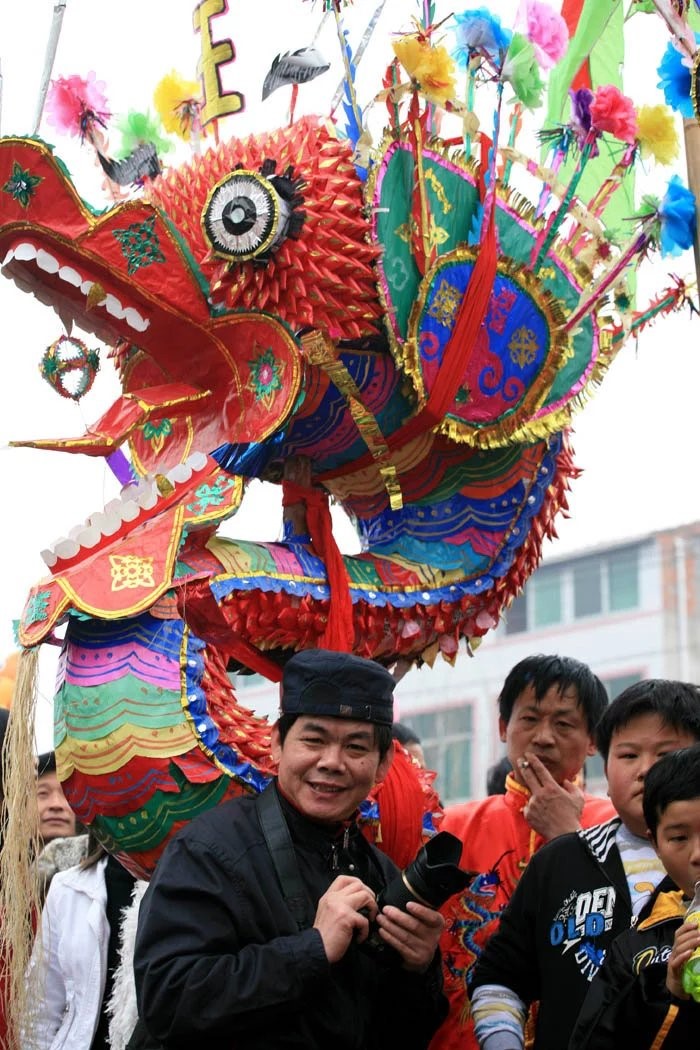 杨店龙灯一直是湖北孝感地区龙舞文化中的佼佼者,因其龙头巨大故又称