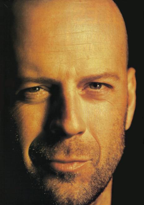  p>布鲁斯·威利斯(bruce willis),1955年3月19日生于西德,美国演员