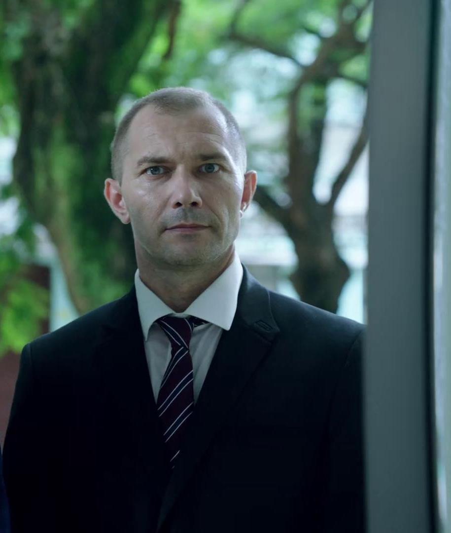  p data-id="tnponuze1qet">迈克,网剧《 a target="_blank" href="