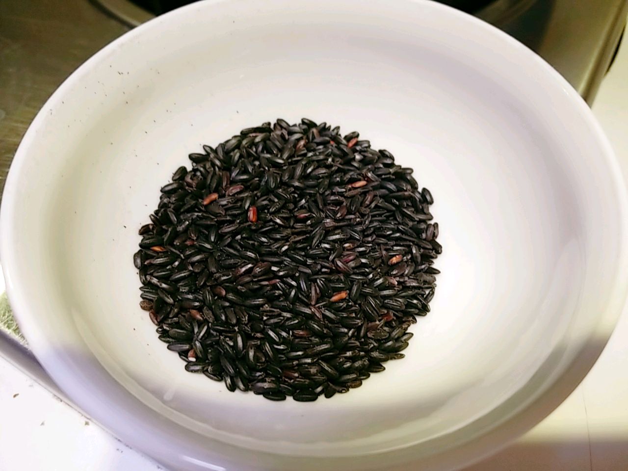 小西牛青海老酸奶 每箱重量_青海老酸奶青粿黑米发效营养_青海百年酸奶黑米青稞
