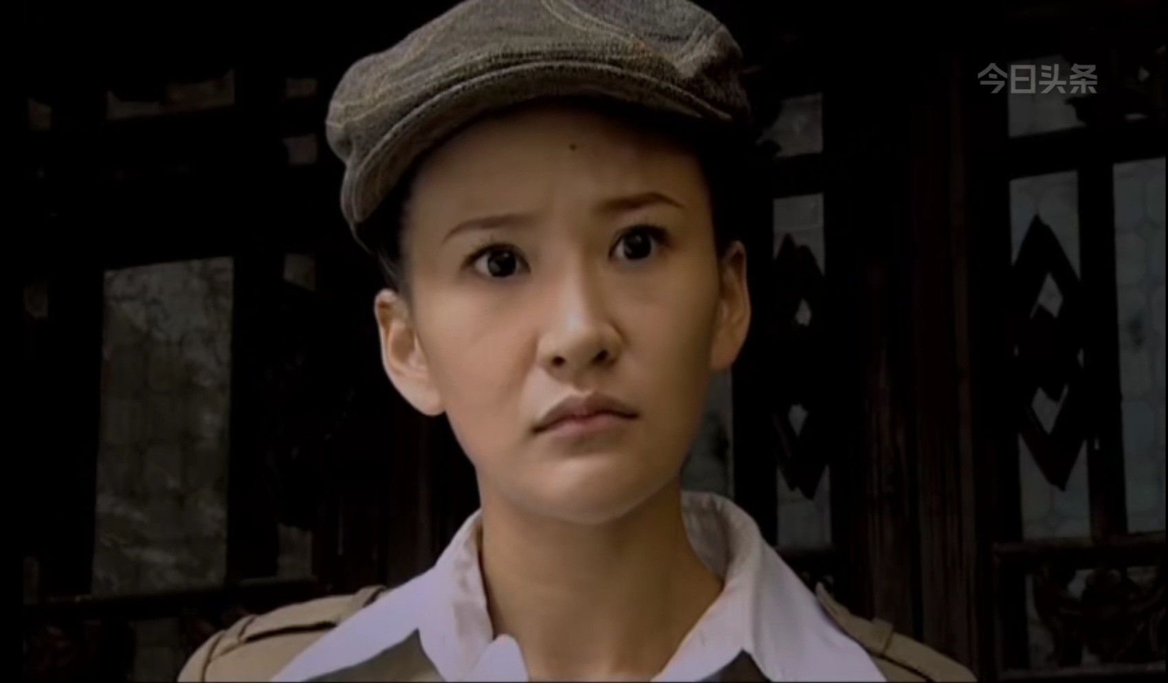 电视剧《爱在战火纷飞时》中的女主角,由演员付瑶饰演