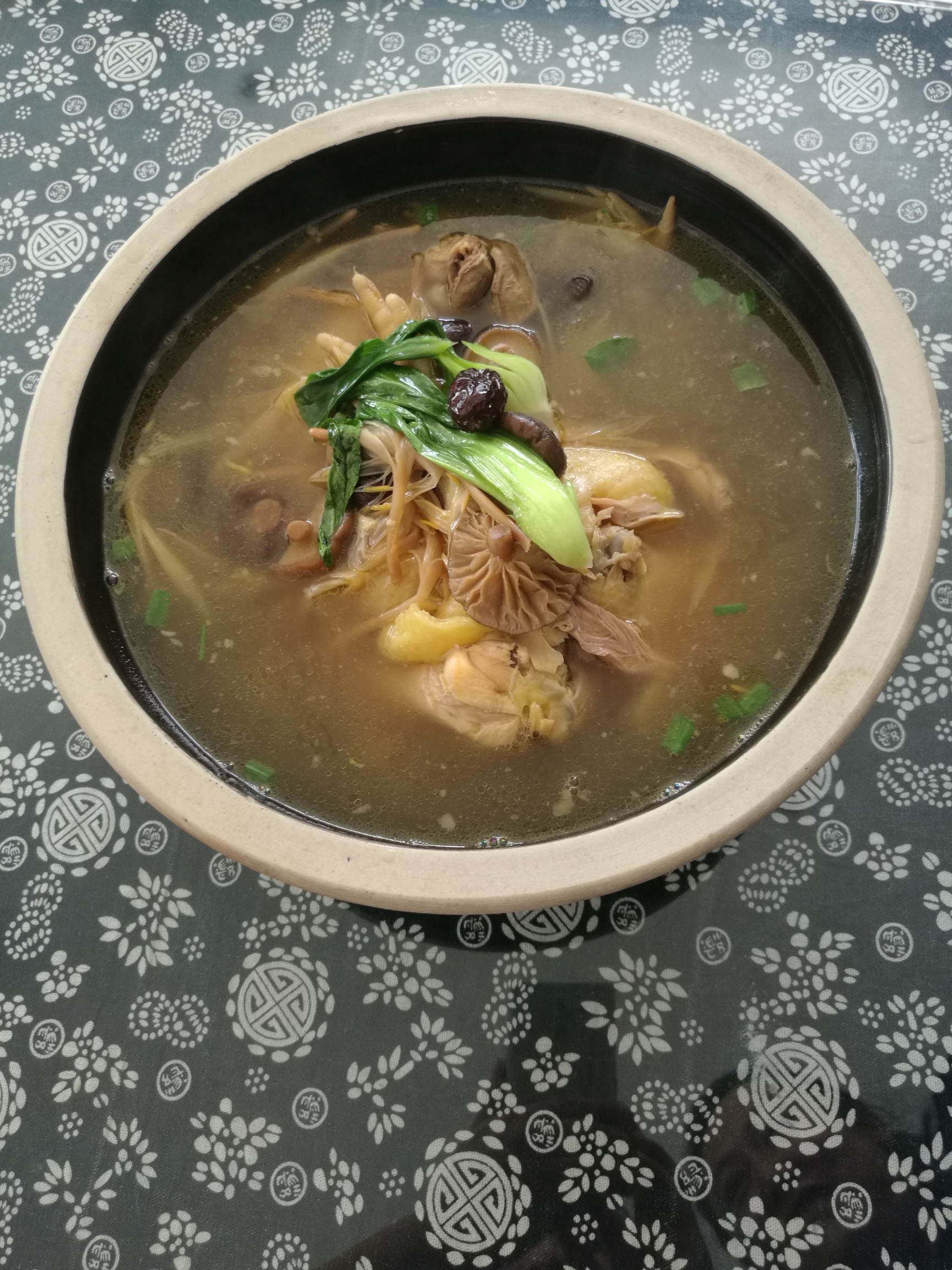 东阳土鸡煲