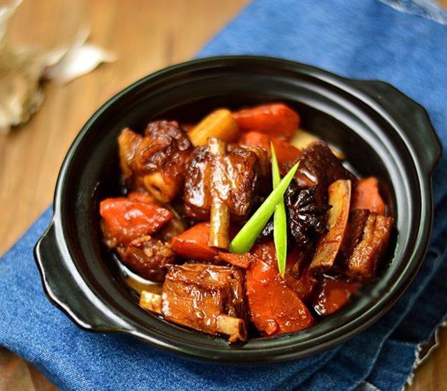 胡萝卜羊肉煲