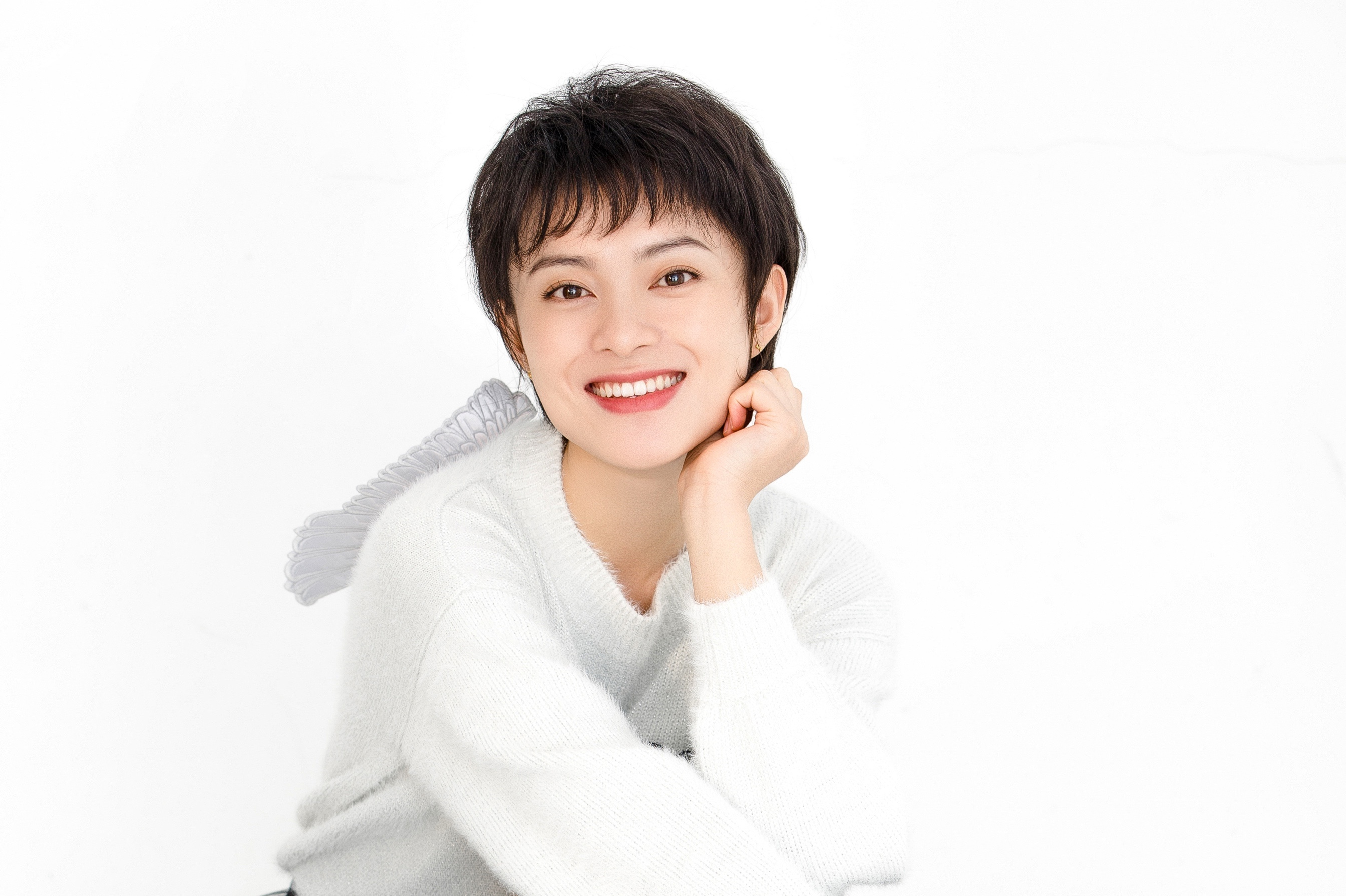 data-id="gnb734mkpg">訾富尔,5月10日出生于黑龙江省,中国内地影视女