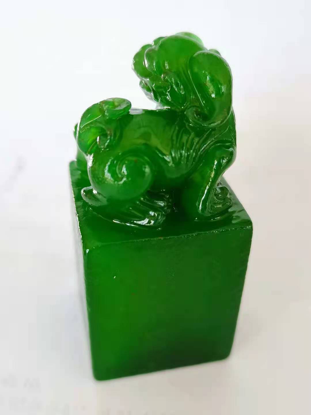  p data-id="go05wh88qc">艾叶绿产于福建,浙江,辽宁,石色如同 a