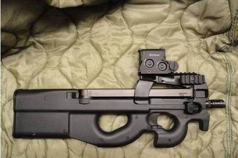 p90冲锋枪