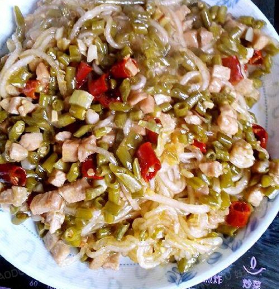 酸豆角炒粉丝