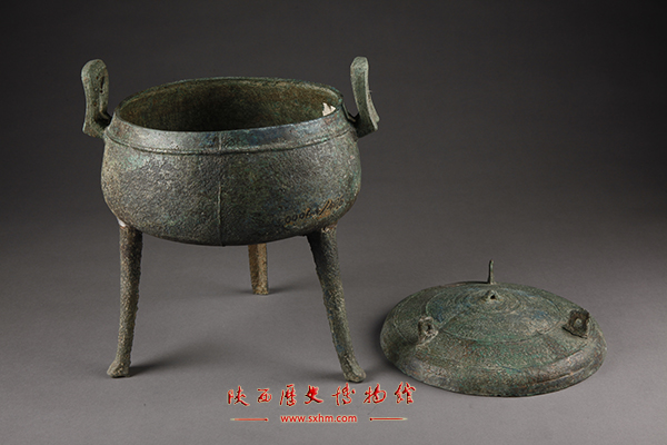 战国越式鼎