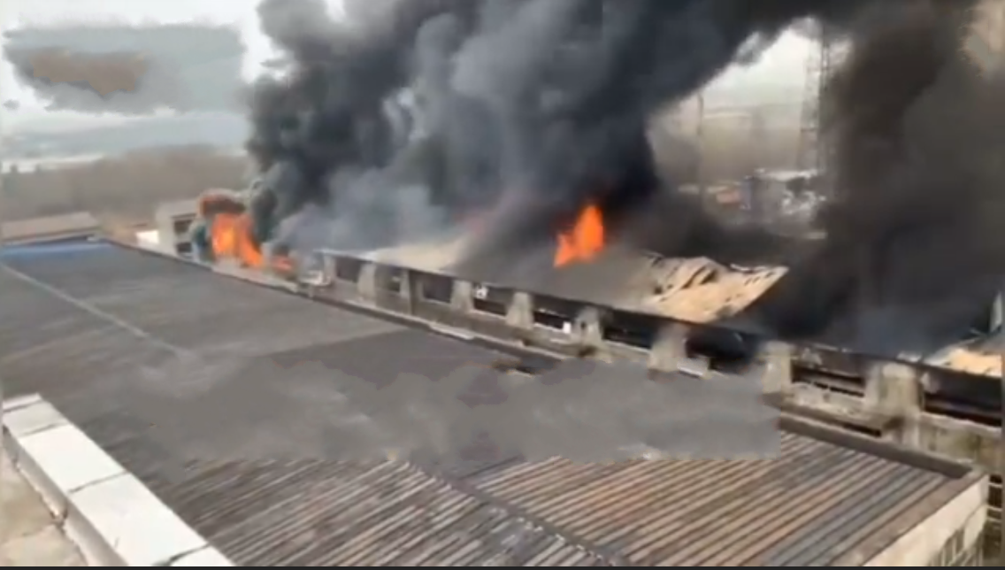  p>2022年1月9日10时30分发布消息,1月9日8时54分,南京消防119接到