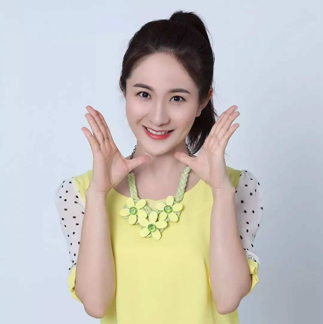  p data-id="gnb589lsgu">陈宁(1981年12月7日—),女,少儿节目主持名