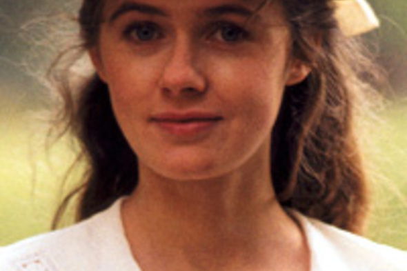  p>《爱尔丝小姐》是由皮埃尔·布特龙执导,朱莉·德拉姆,比特利斯