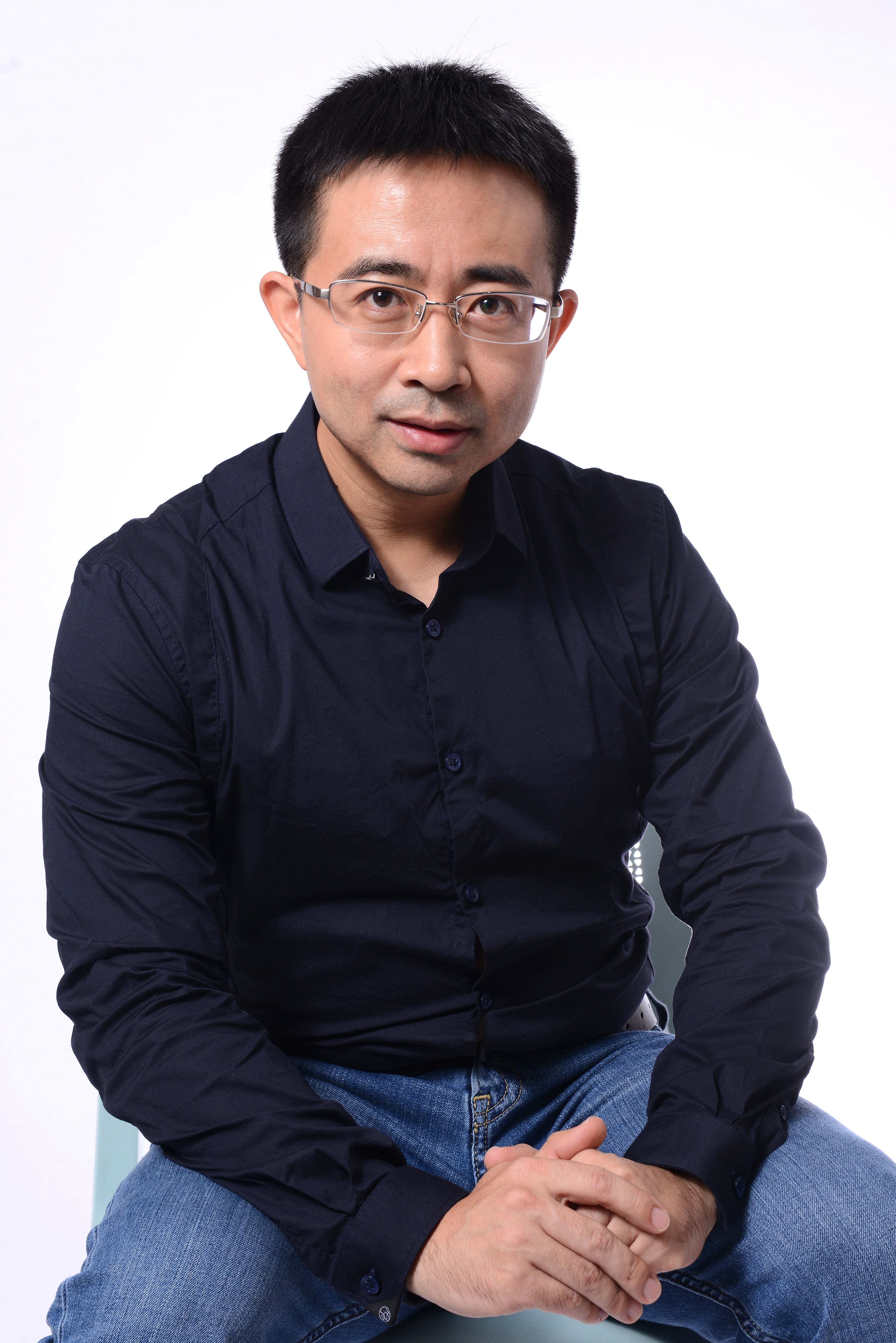  p data-id="gnb65tffz4">张家兴,男,粤港澳大