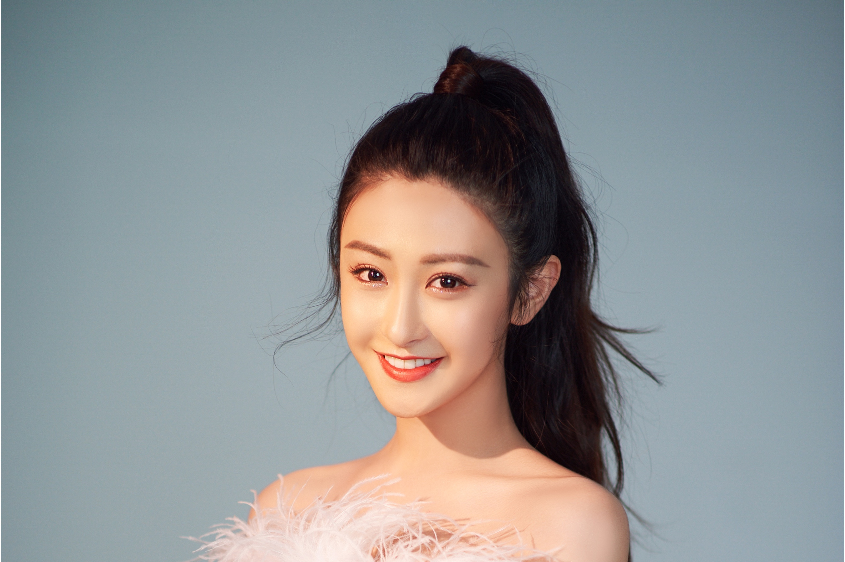  p data-id="gnstswsoql">朱圣祎,1994年12月24日出生于上海市,中国