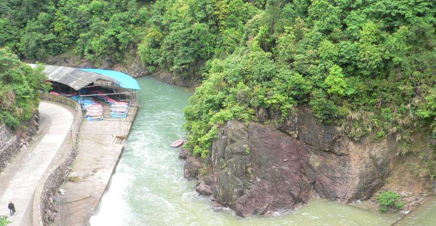  p data-id="upcg9ewtfizc">莒溪大峡谷景区,位于中国浙江省温州苍南