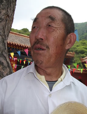  p data-id="gn2lo1tiu3">王隆和,山西省五台县人,草根作家,代表作品