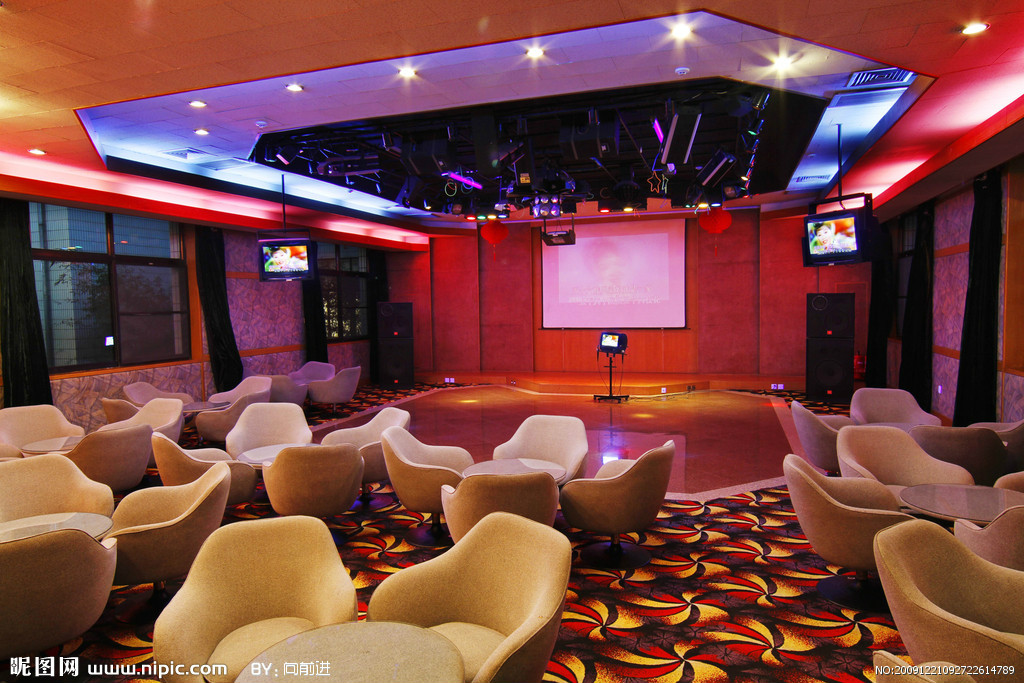  p>备有跳舞设施的公共大厅或舞场,也是集个性化,灵活性和娱乐性为