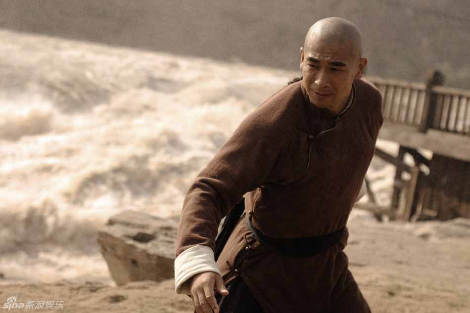  p>赵文卓,1972年4月10日生于黑龙江省哈尔滨市,中国影视男演员,武术