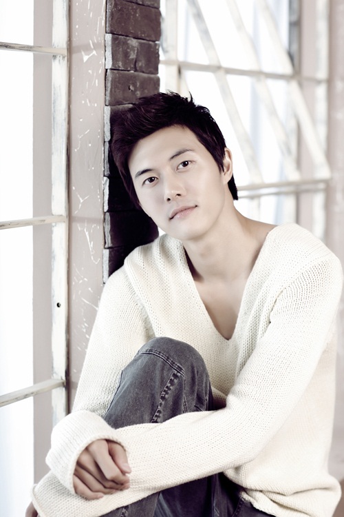 id="gnthkphpjy">在熙(      ),原名李贤均,1980年5月25日出生于韩 