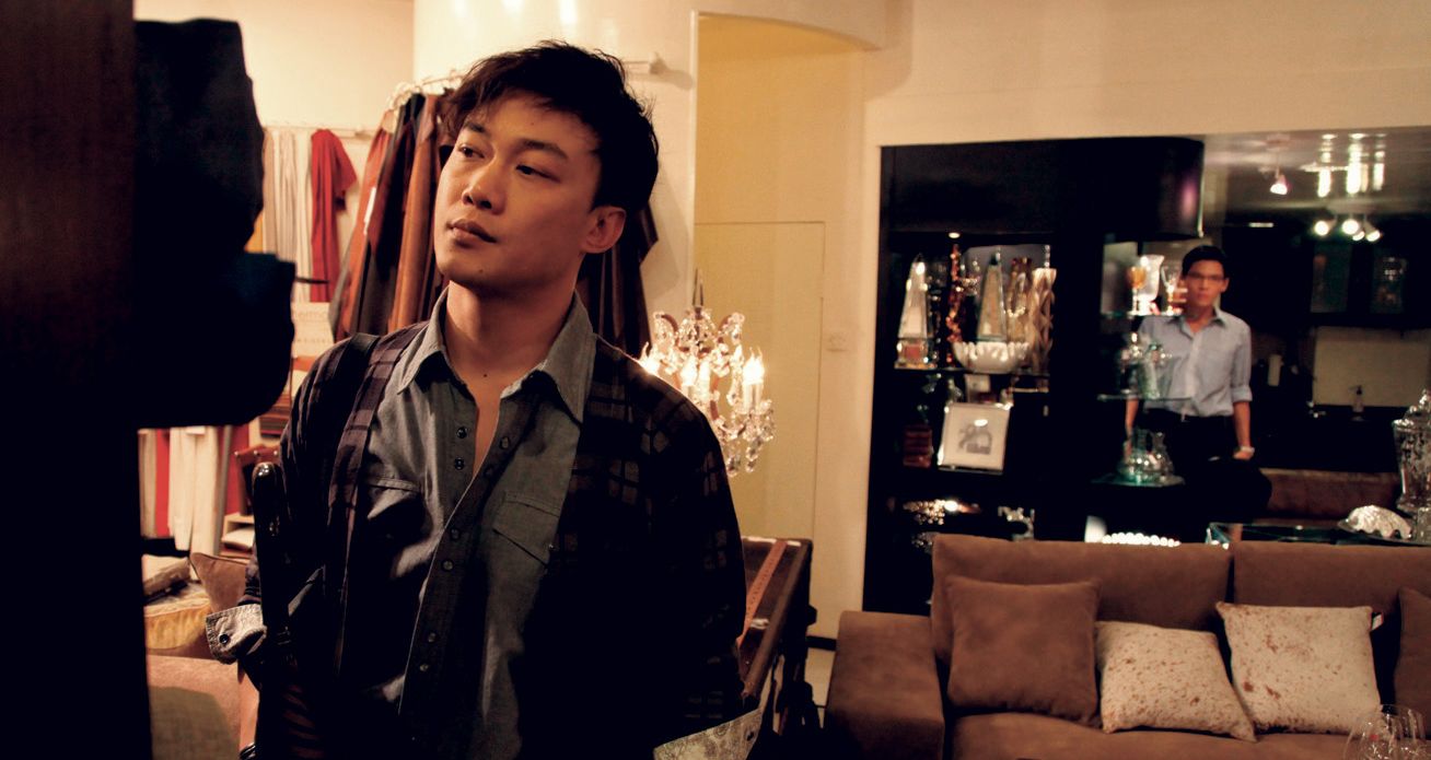 联同尹志文携手执导, a target="_blank" href="/item/陈奕迅/128029"