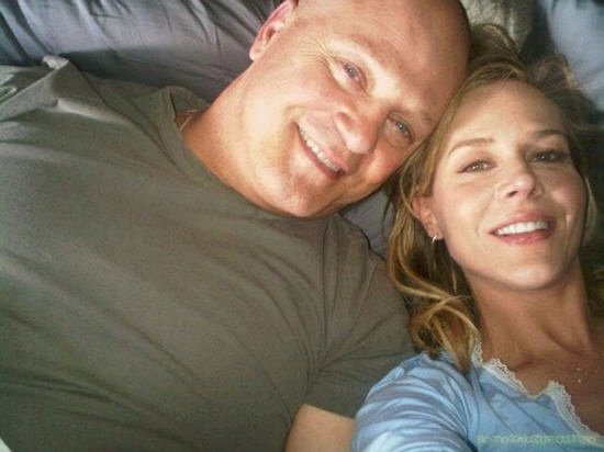  p>电视剧《非凡家庭》是 a href="#" data-lemmaid="371740">美国