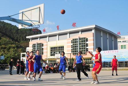  p>尤溪文公高级中学坐落在宋代著名理学家,教育家朱熹的诞生地