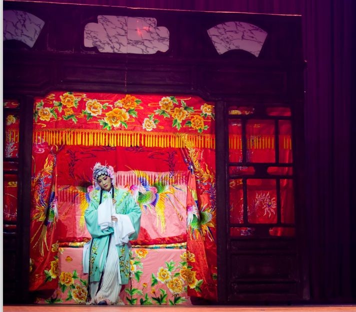  p>(兼述集艺,舟山地区越剧团) 原为舟山地区越剧团.